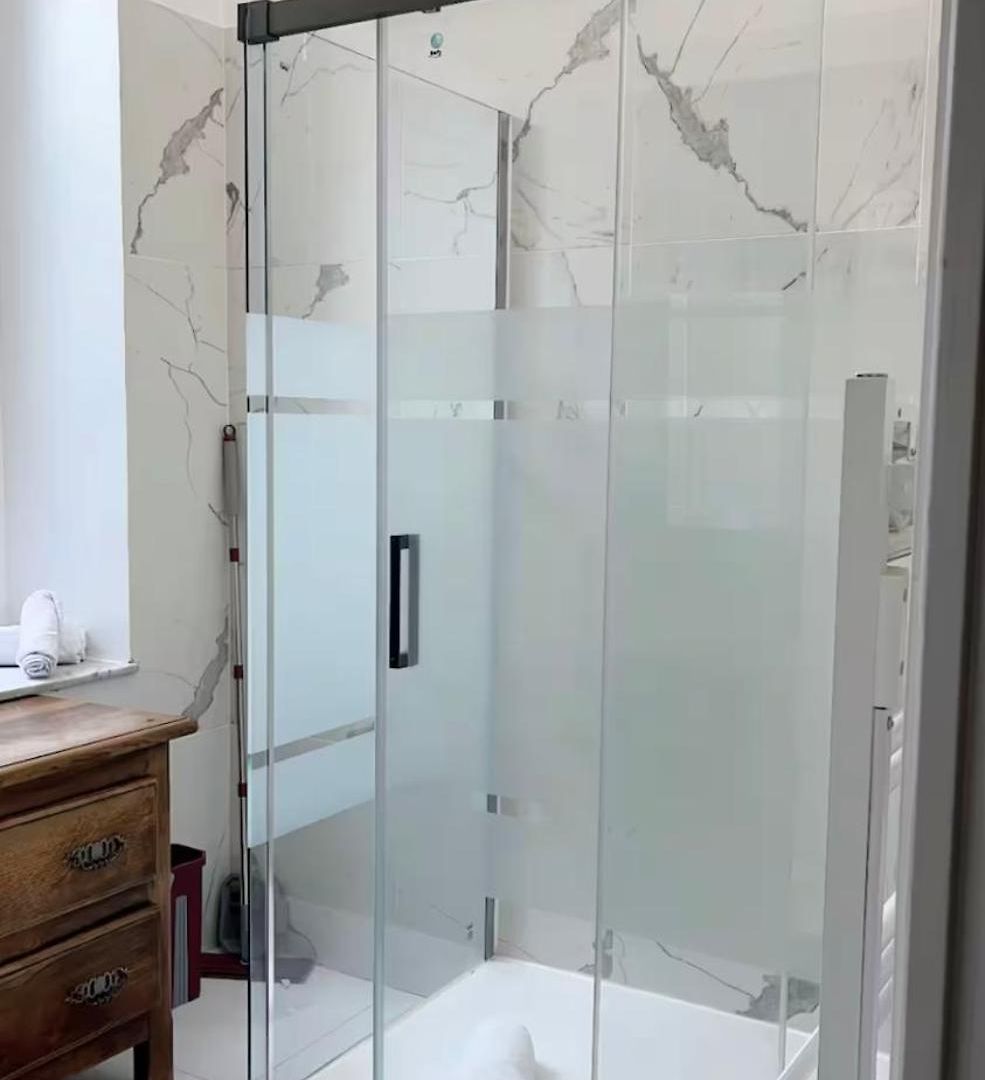 Appartement 2p Dans Luxueuse *