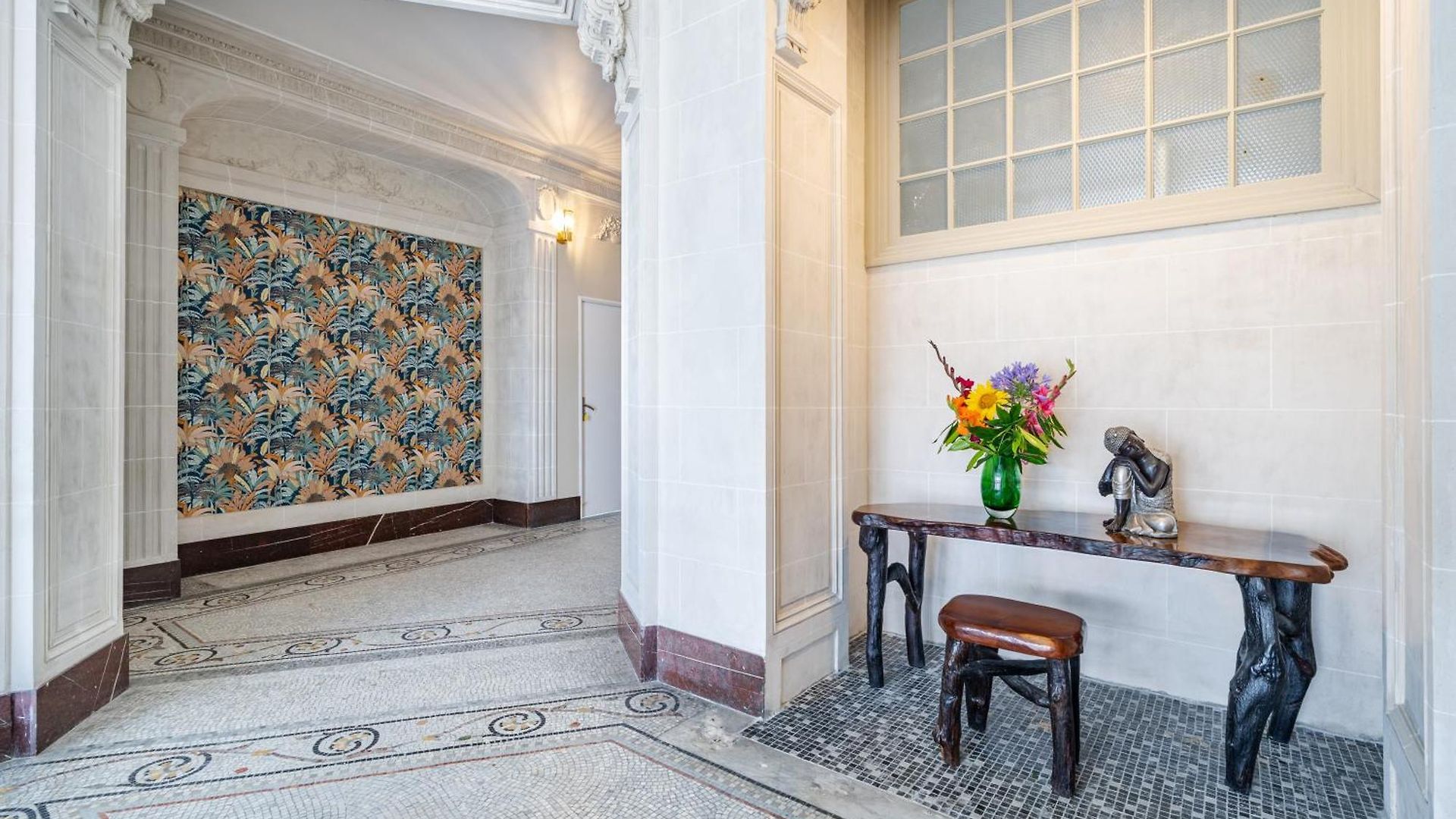 Appartement 2p Dans Luxueuse Nice