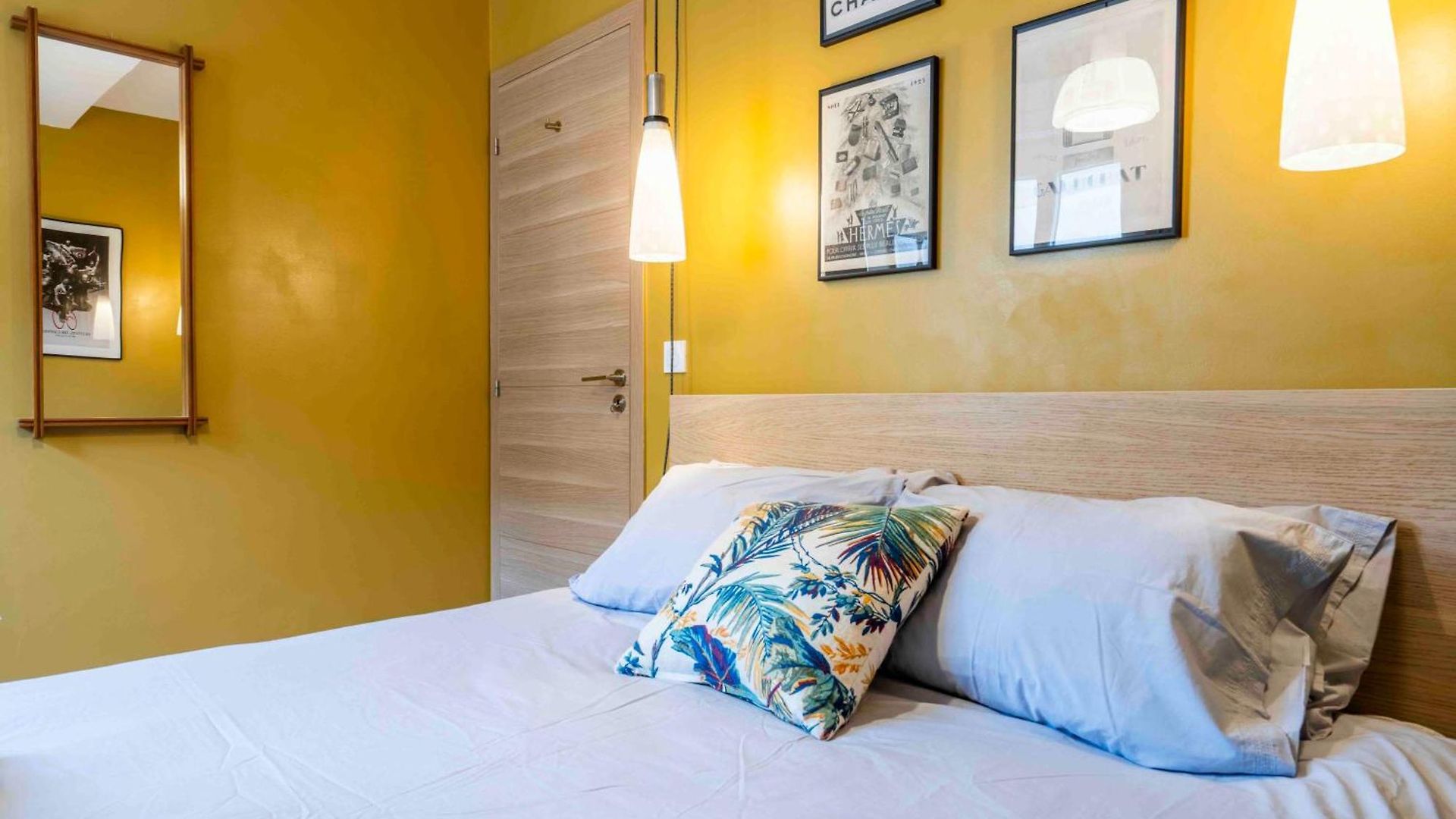 2 Chambres, Balcons, Vue Imprenable, Climatisation - Palace Bleu Appartement *
