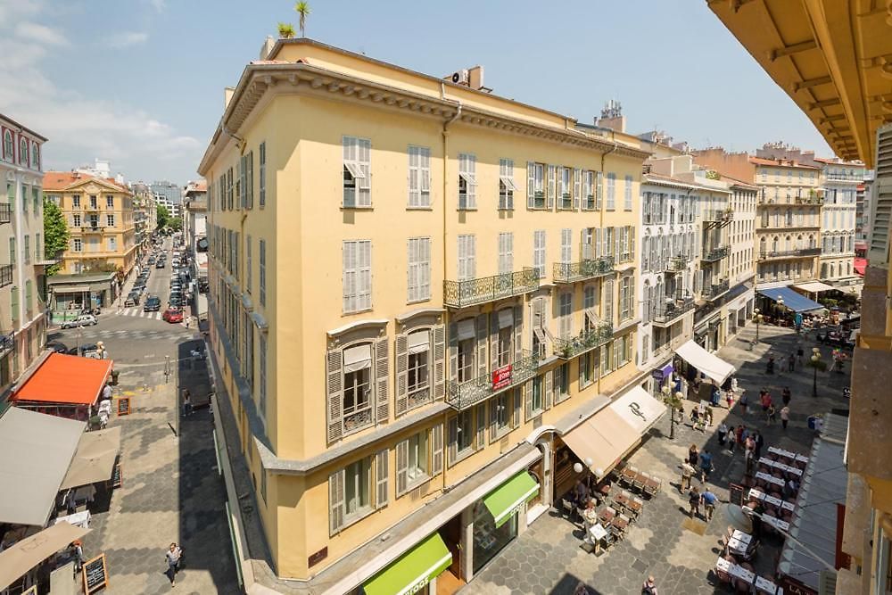Azurappart Brilliant 2room, Massena