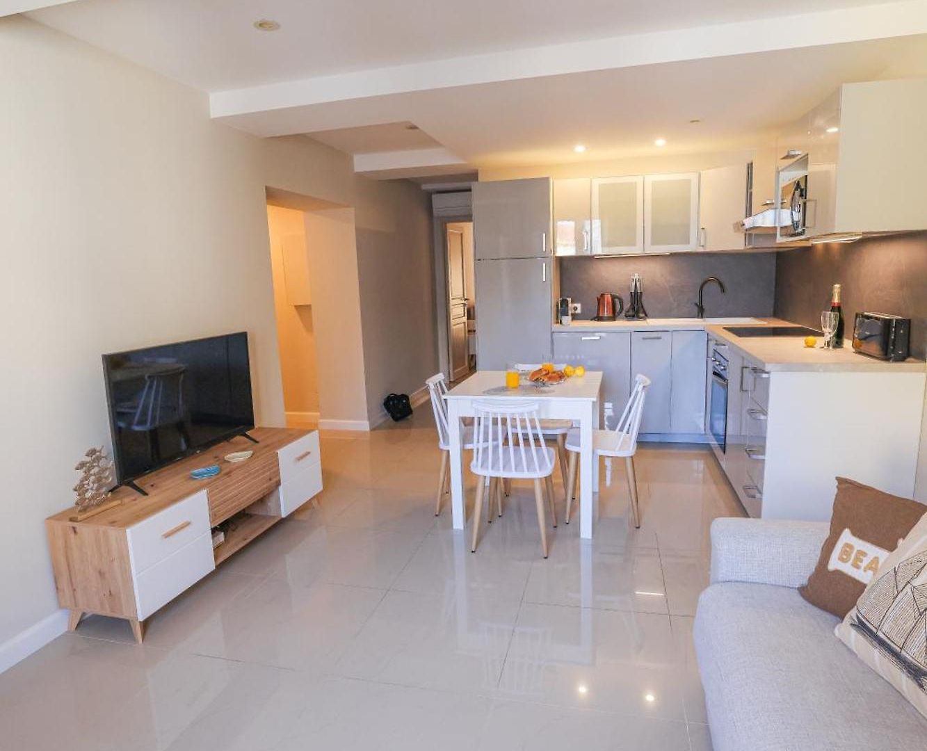 Apartment Azurappart Brilliant 2room, Massena Nice