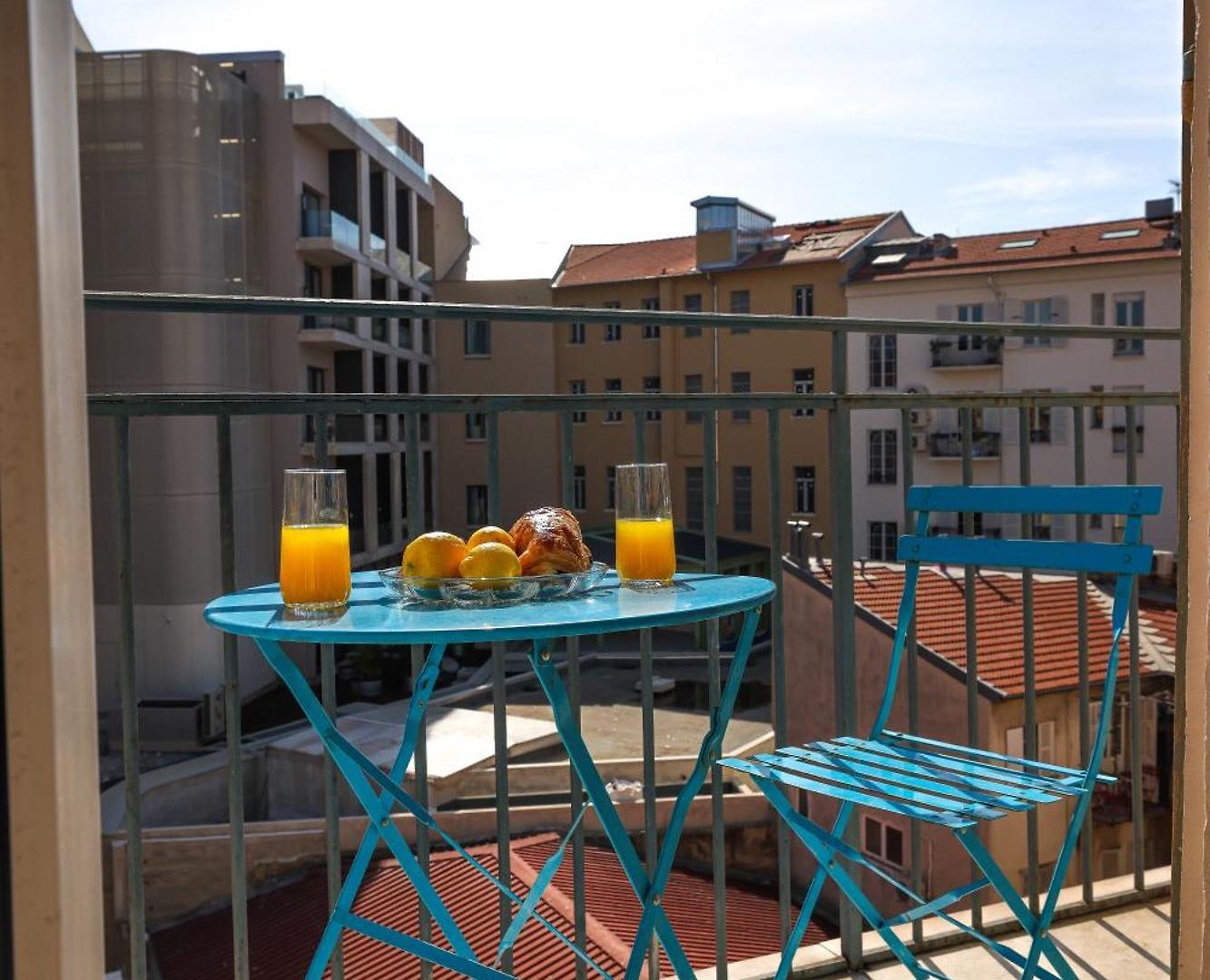 Azurappart Brilliant 2room, Massena Apartment