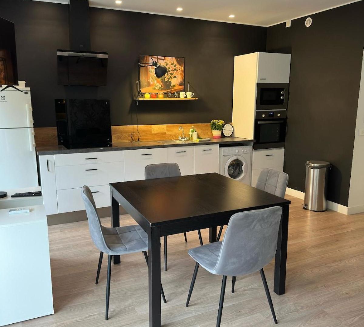 Spacious Riviera Nice