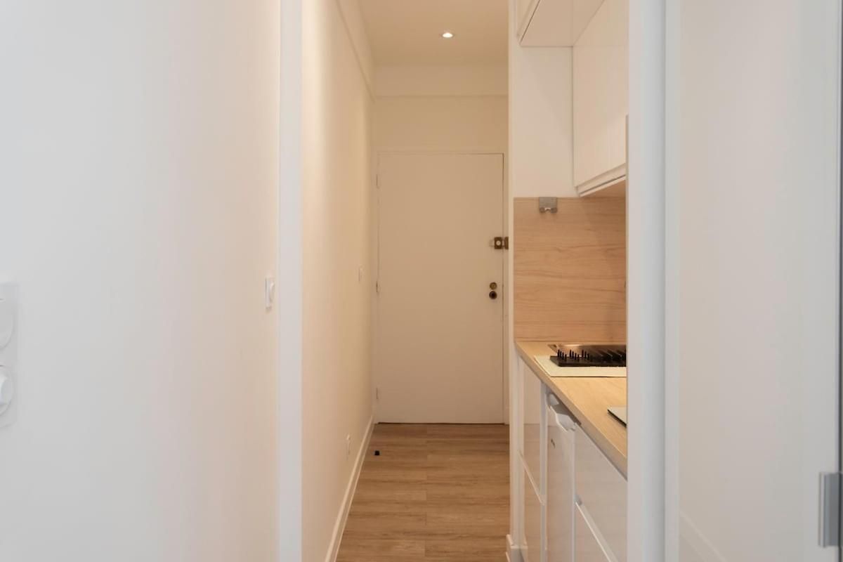 #26 Staywizus - Idealy Located Flat Ac 2mins Walk To Sea Balcony