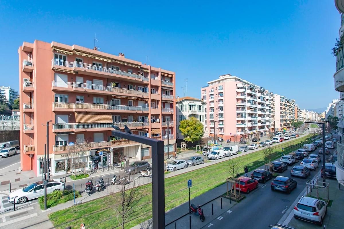 #37 Staywizus - 1bdr Bagatelle, Promenade, Sea Front - Balcony & Ac