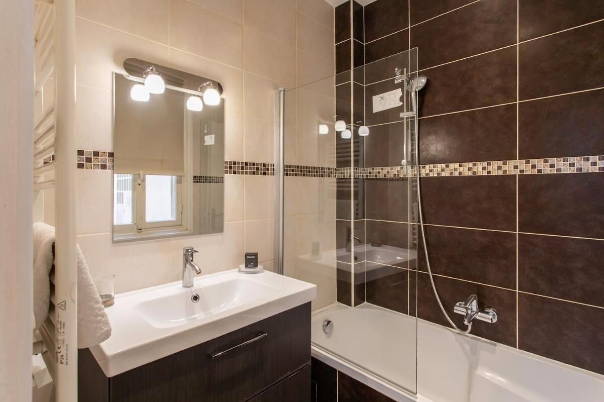 #37 Staywizus - 1bdr Bagatelle, Promenade, Sea Front - Balcony & Ac *