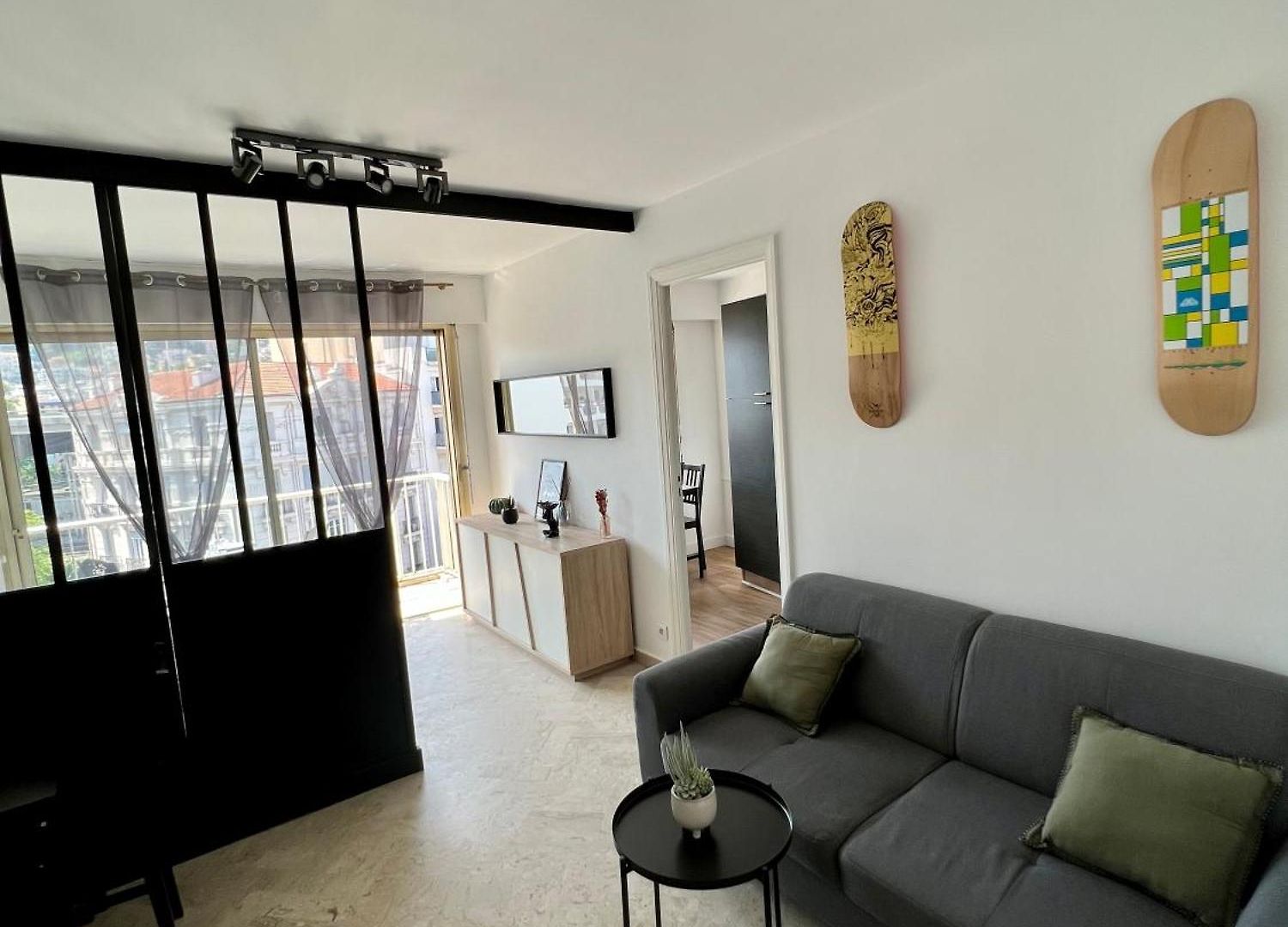 Cosy Et Lumineux ,boulevard Gambetta, Appartement *