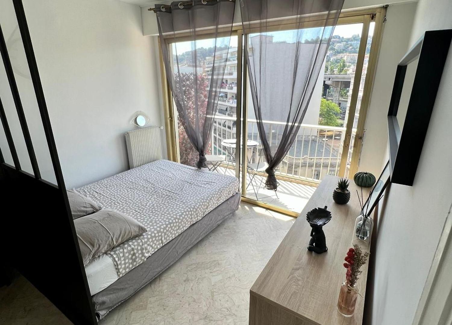 Cosy Et Lumineux ,boulevard Gambetta, Appartement Nice