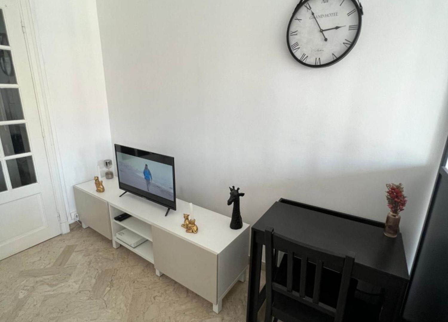 Appartement Cosy Et Lumineux ,boulevard Gambetta, Nice