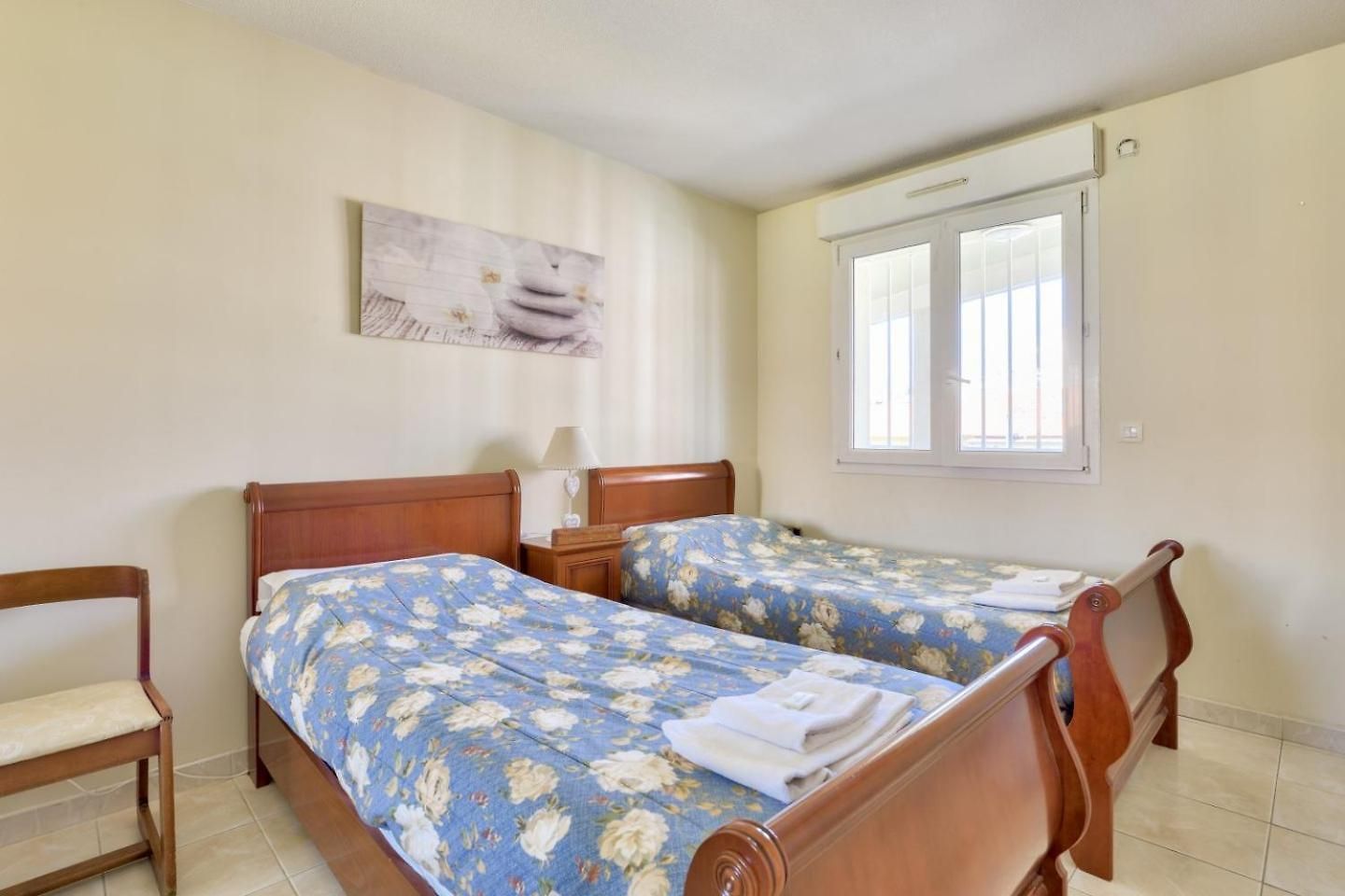 Appartement T3 Avec Terrasse Vue Sur à 400m De La Nice
