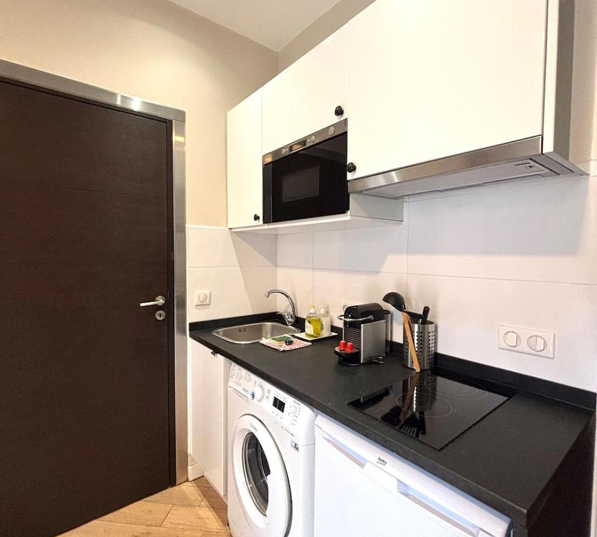 Appartement Plein Centre Rue Piétonne Nice