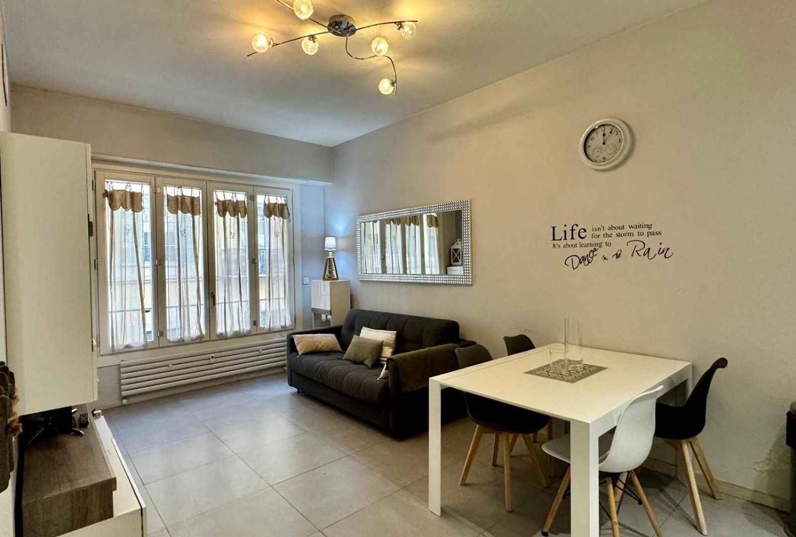Doulce France Fshh Aparthotel Nice