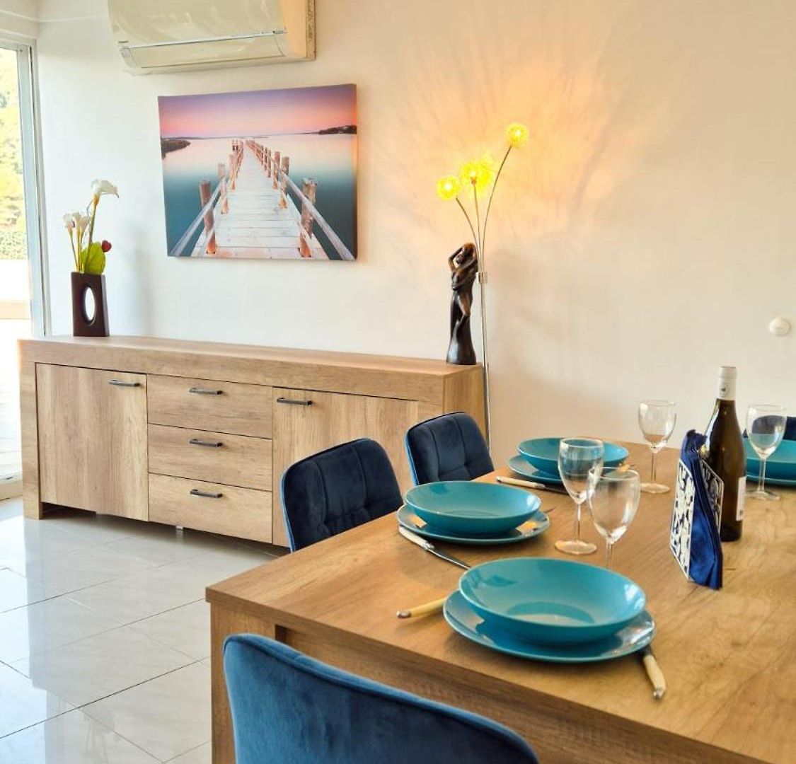 Maison Avec Grande Terrasse Sur Hébergement de vacances