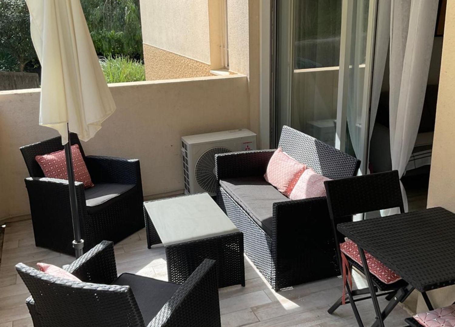 Apartment Coin Nuit Terrasse Parking Clim *