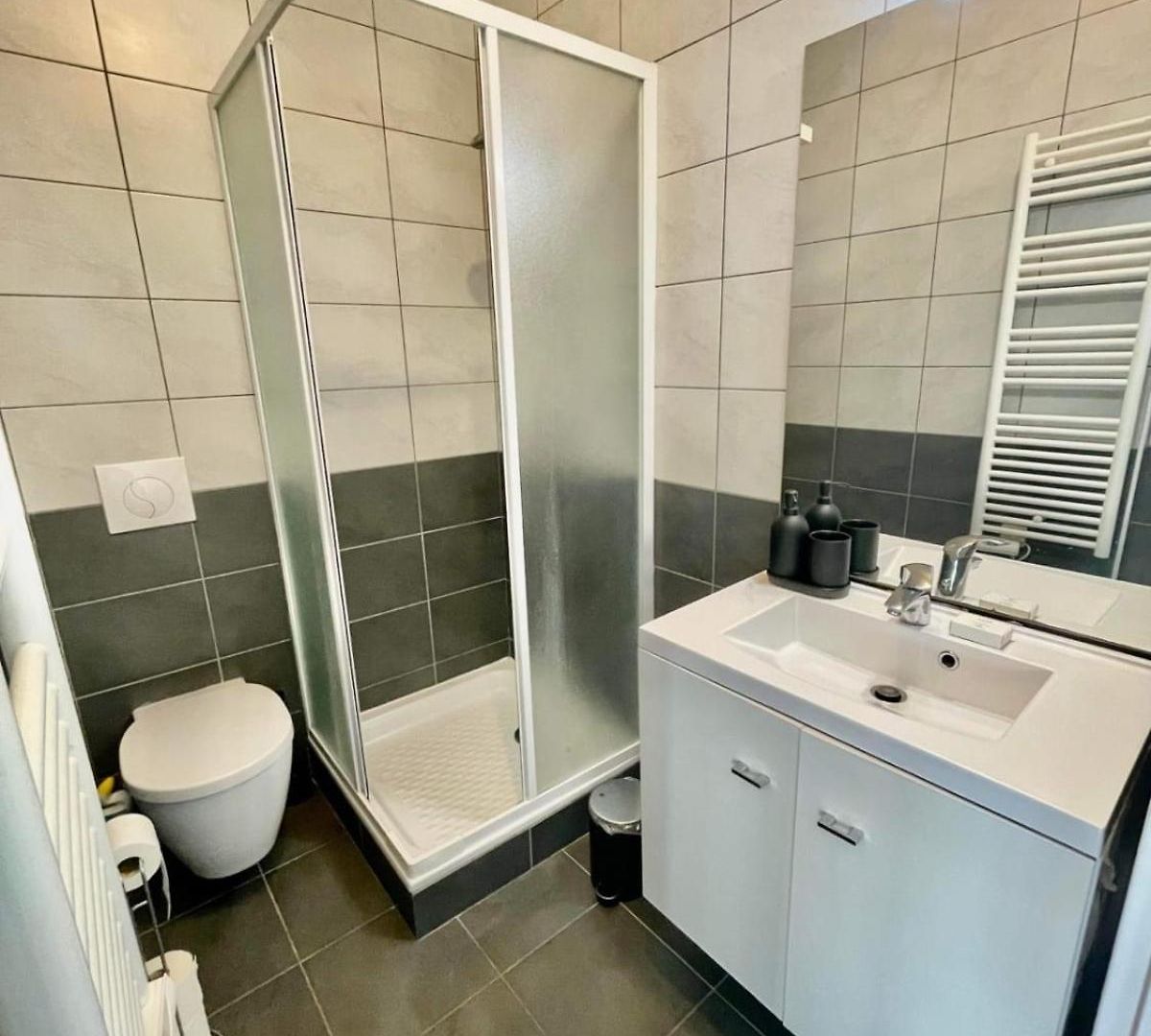 Two-rooms With Balcony In * Nice