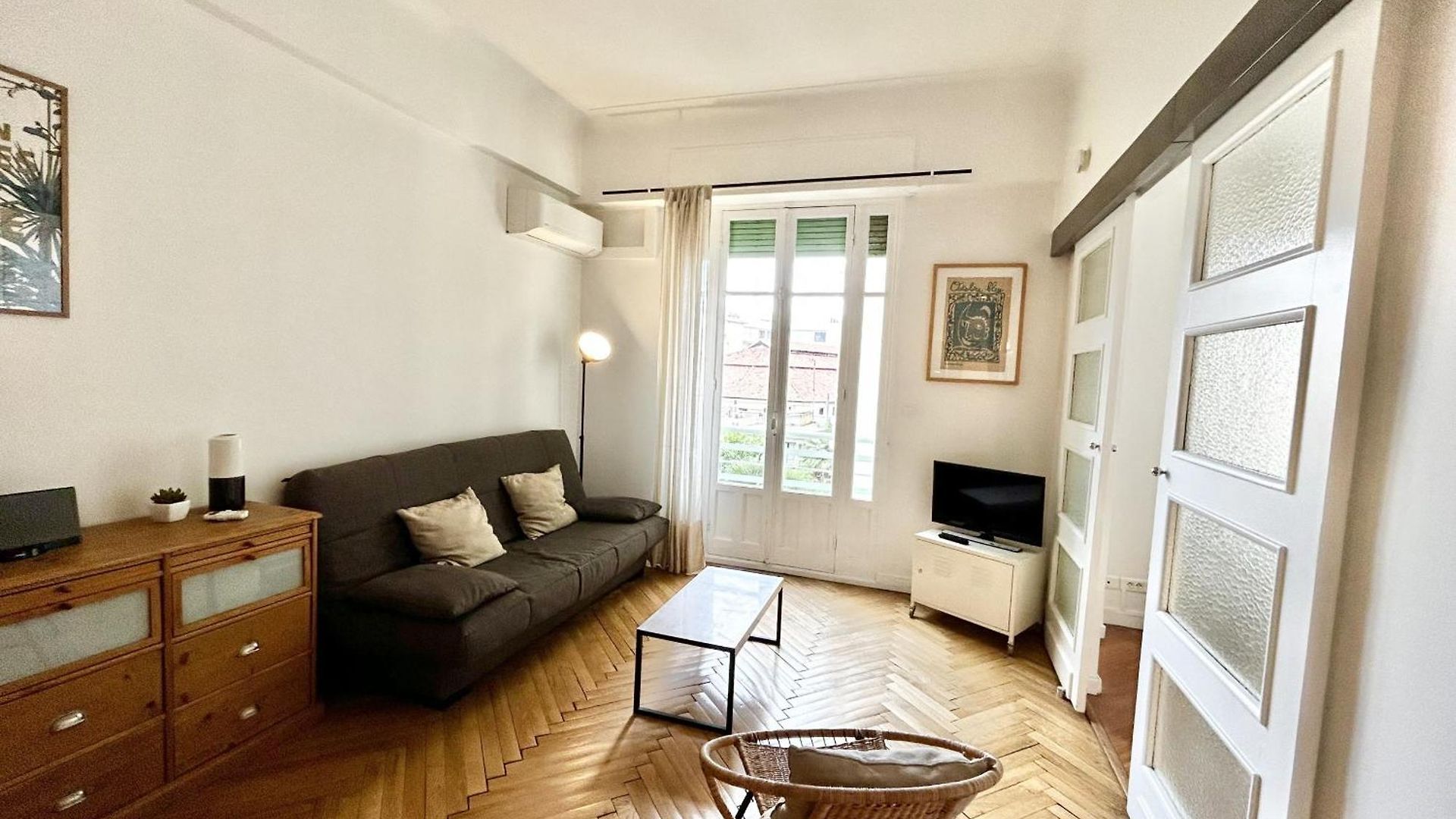 B G La Grimaldi Promenade Des Appartement *