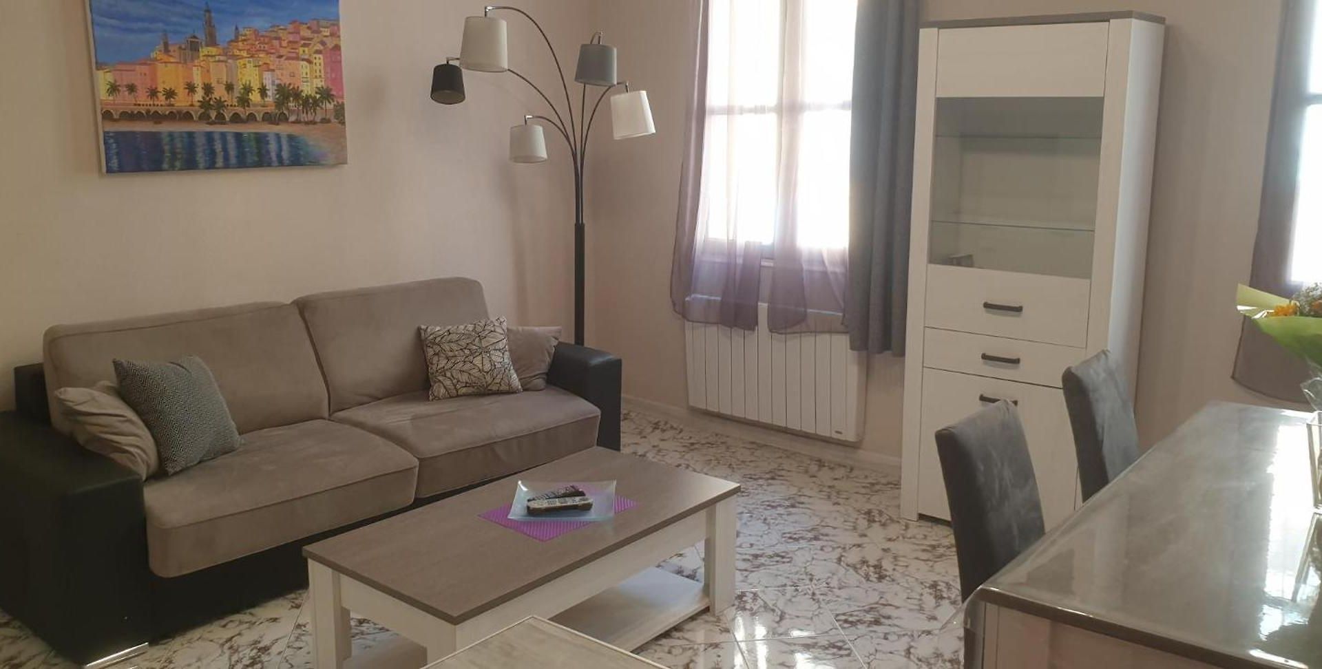Appartement Au Coeur Du Vieux *