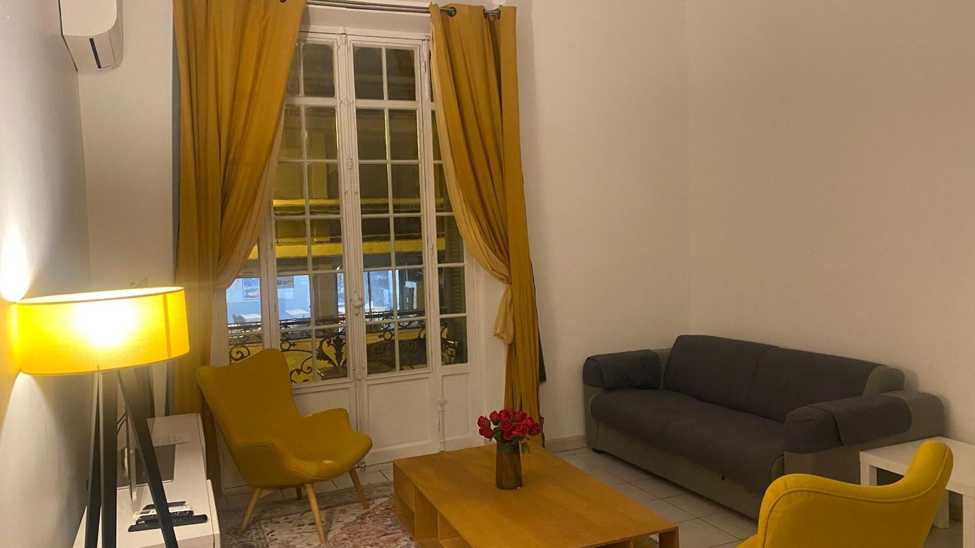 The Grand Riviera - Choice In Nice