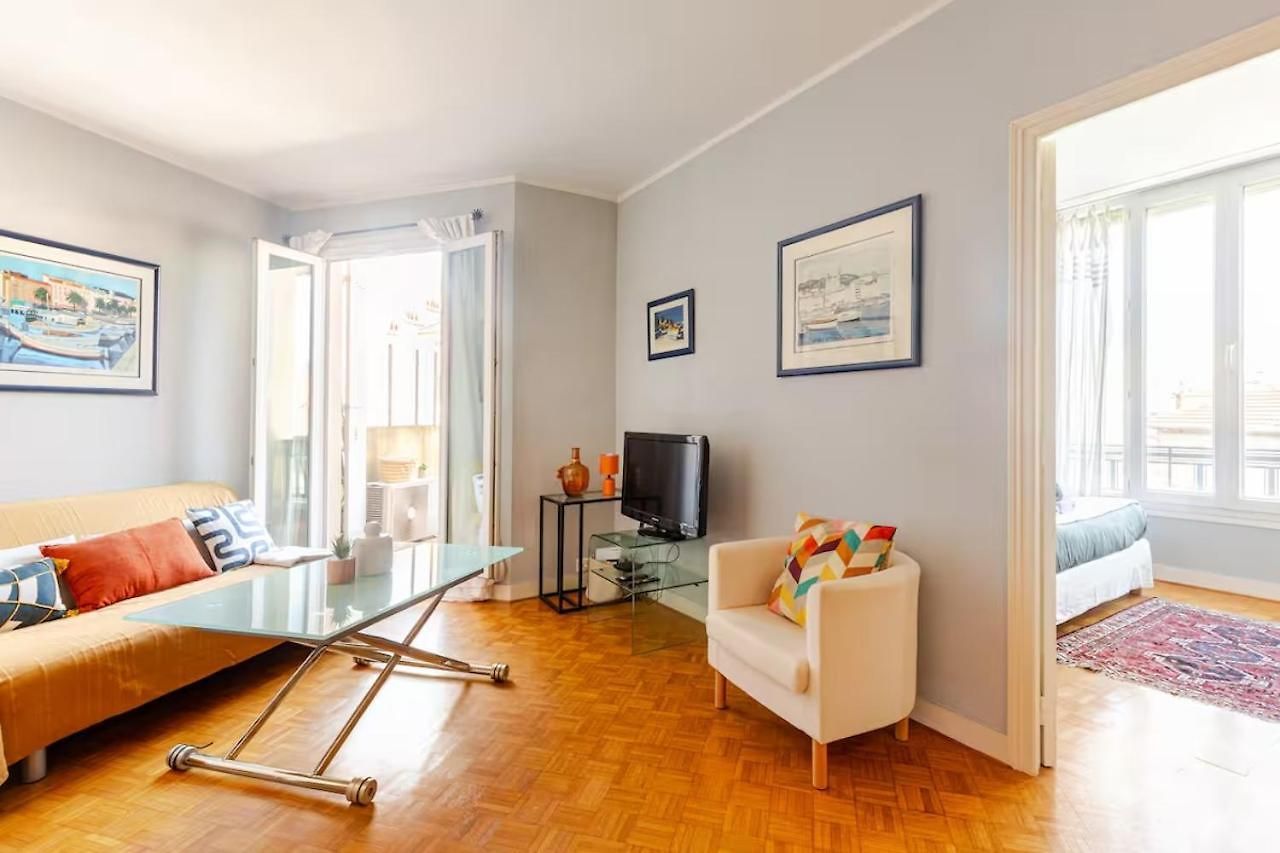 Appartement Pleasant With Balcony Nice