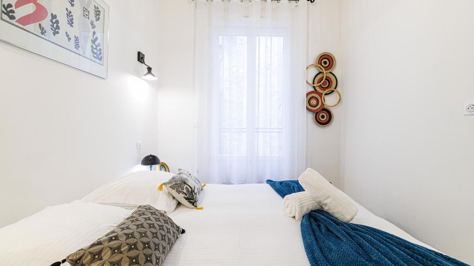 Chic & Cozy 2 Bdr Heart Of The Old Town Nice