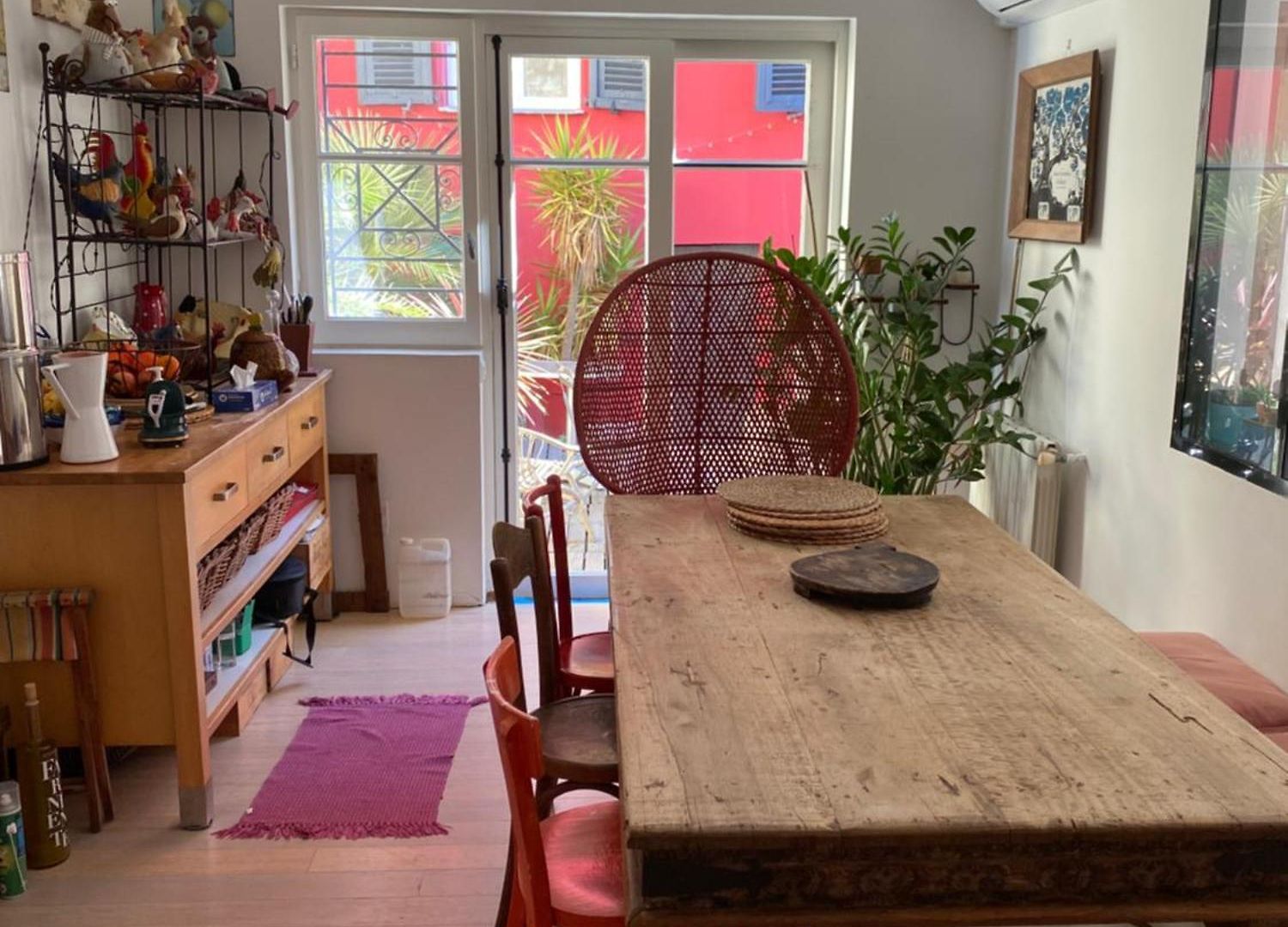 Holiday home Maison De Avec Jardin Nice