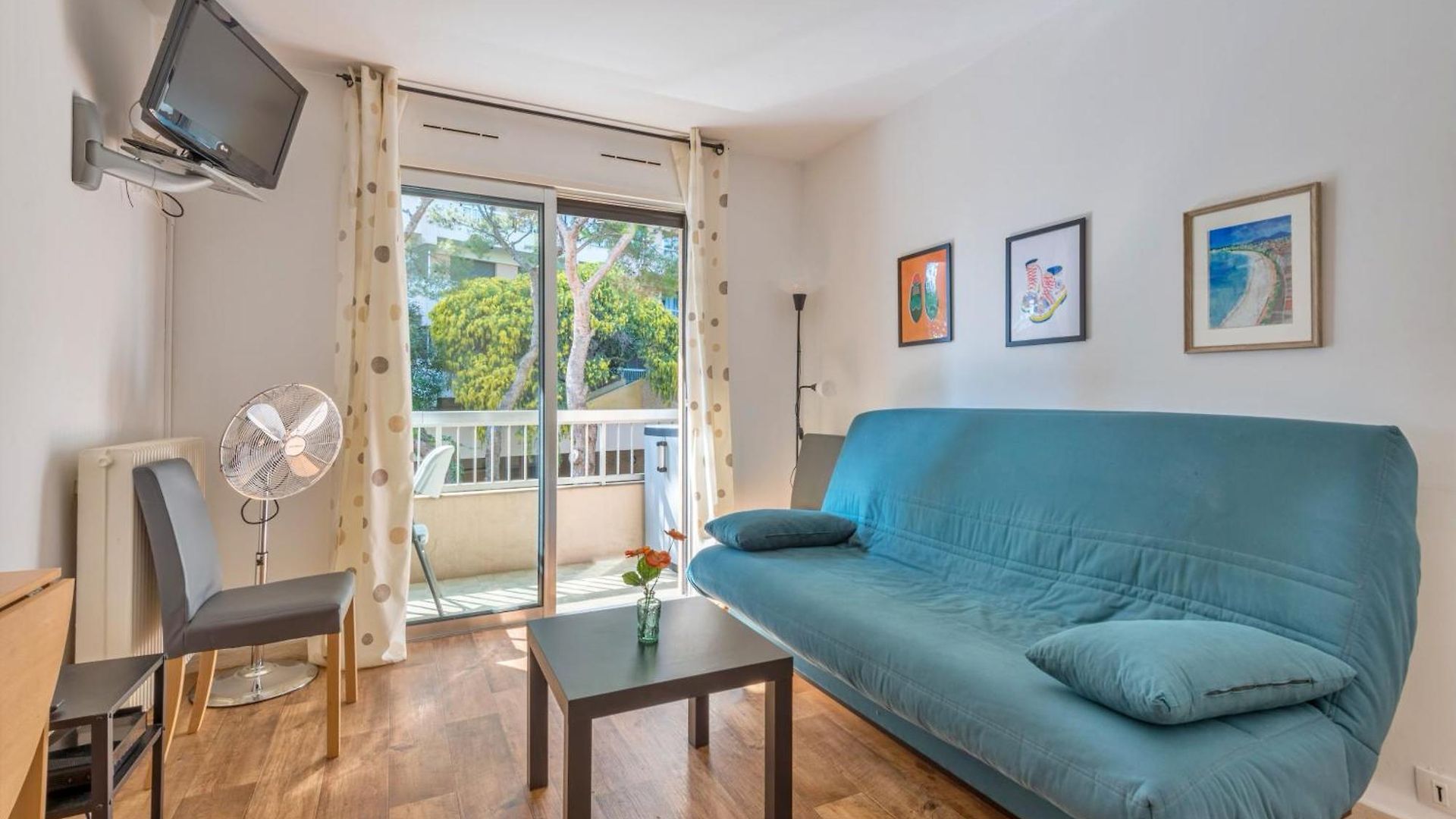 Le Petit Balcon Apartment