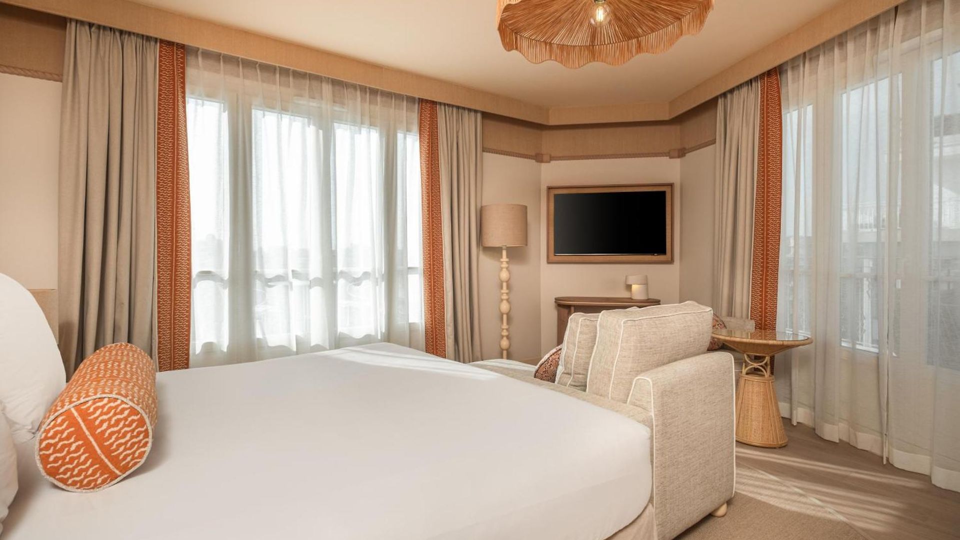 Le Soleia By Inwood Hotel