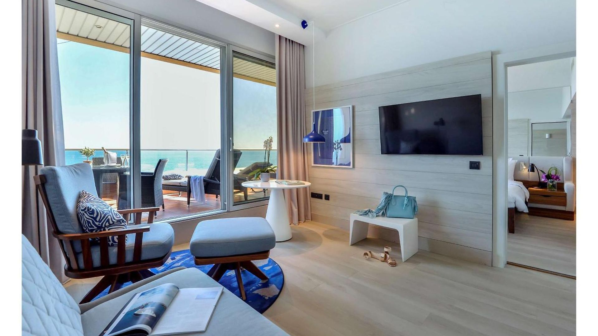 Radisson Blu Hotel 4*