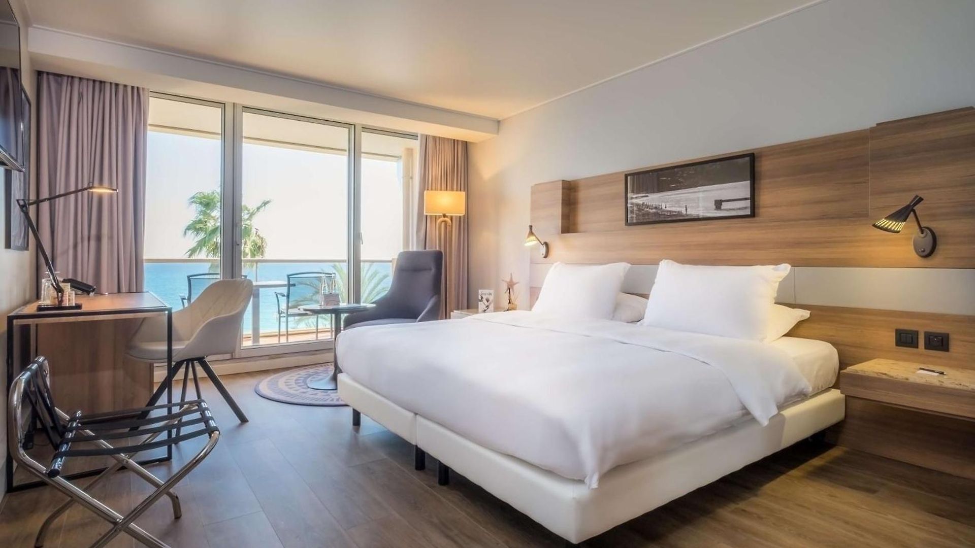 Hotel Radisson Blu 4*
