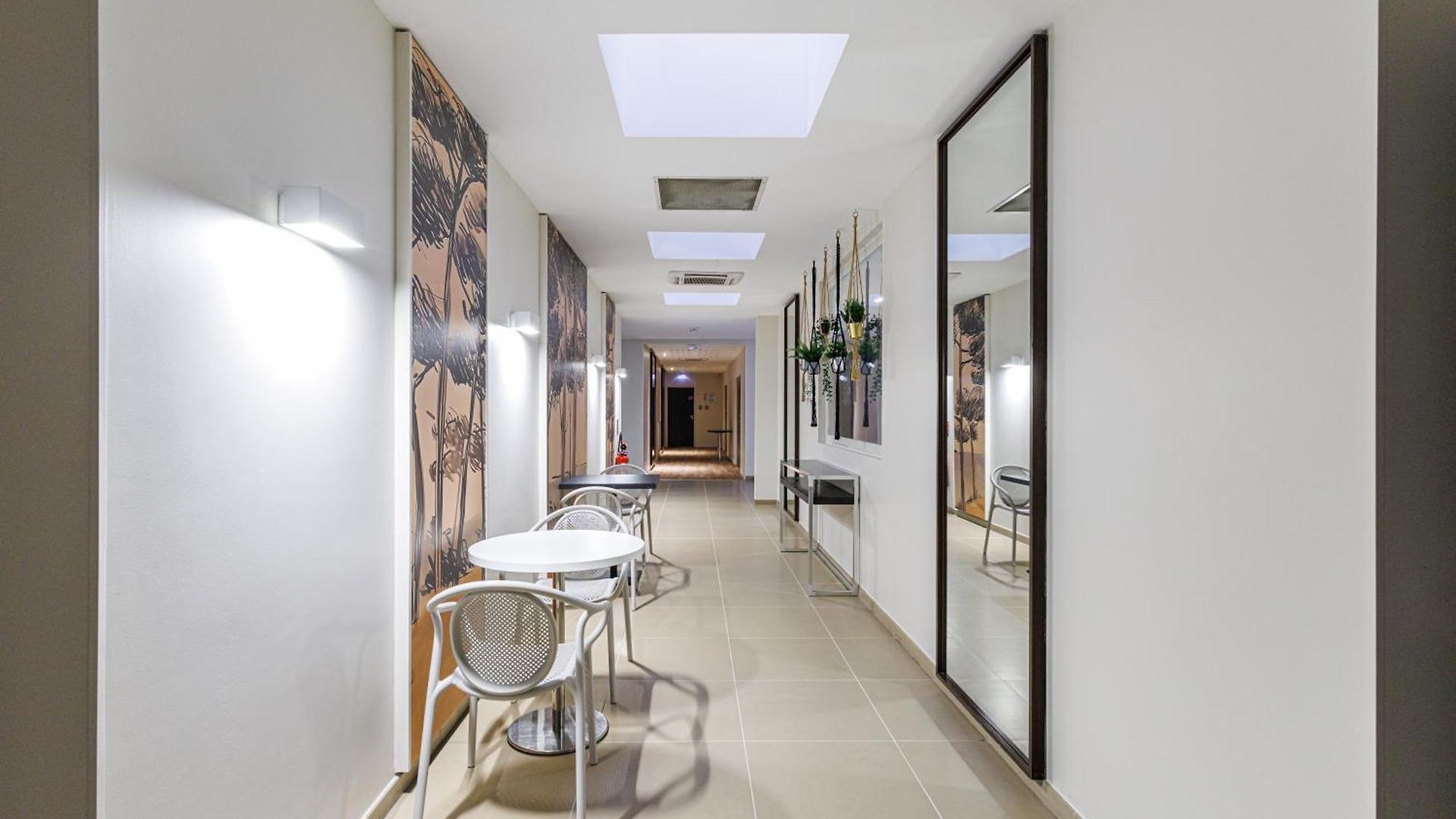 Adagio Centre