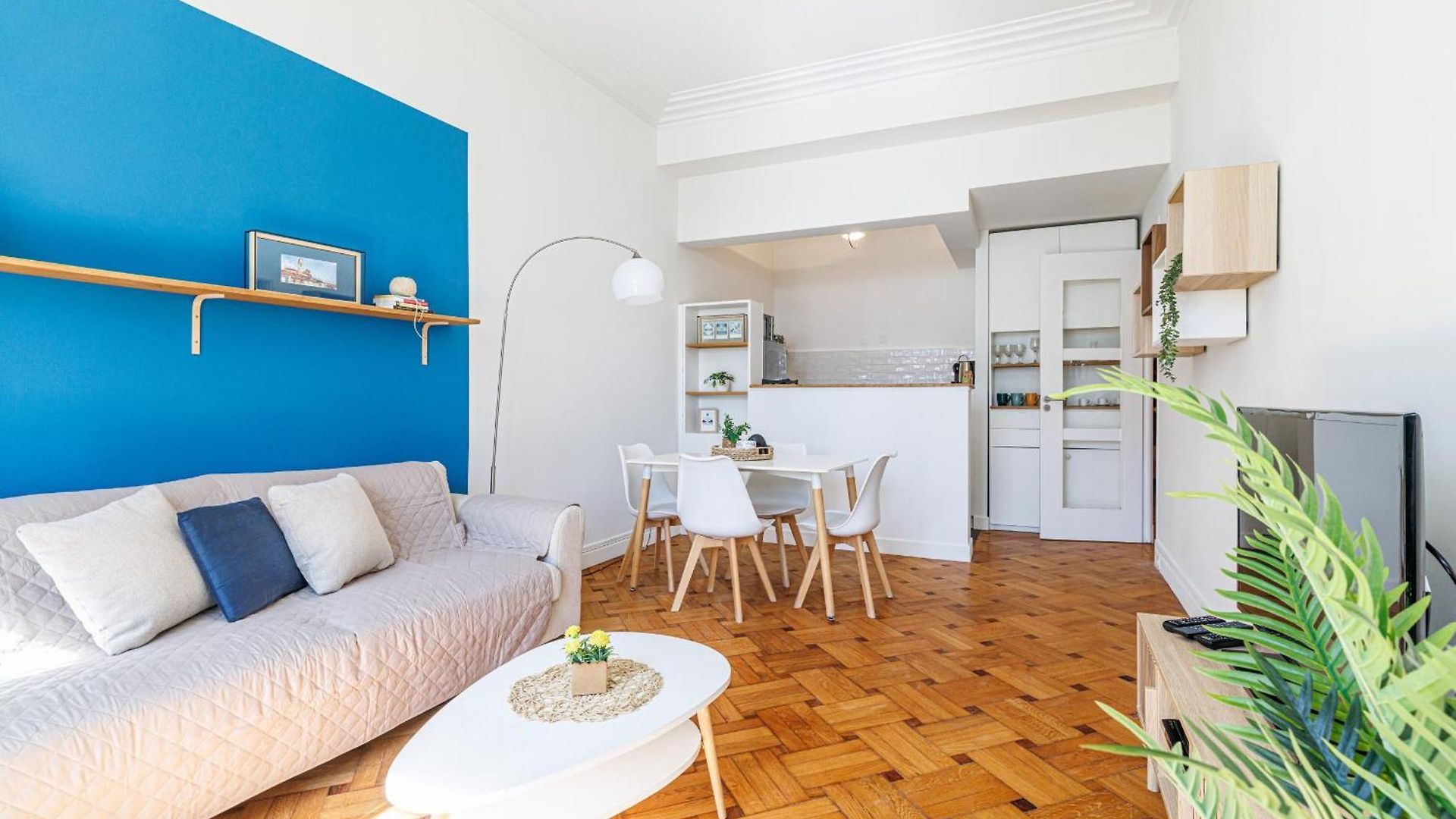 Promenade Des 2 Bdr Large Terrace