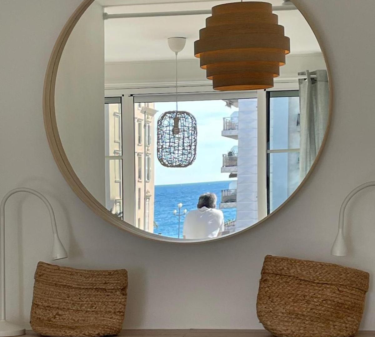 #26 Staywizus - Idealy Located Flat Ac 2mins Walk To Sea Balcony Appartement