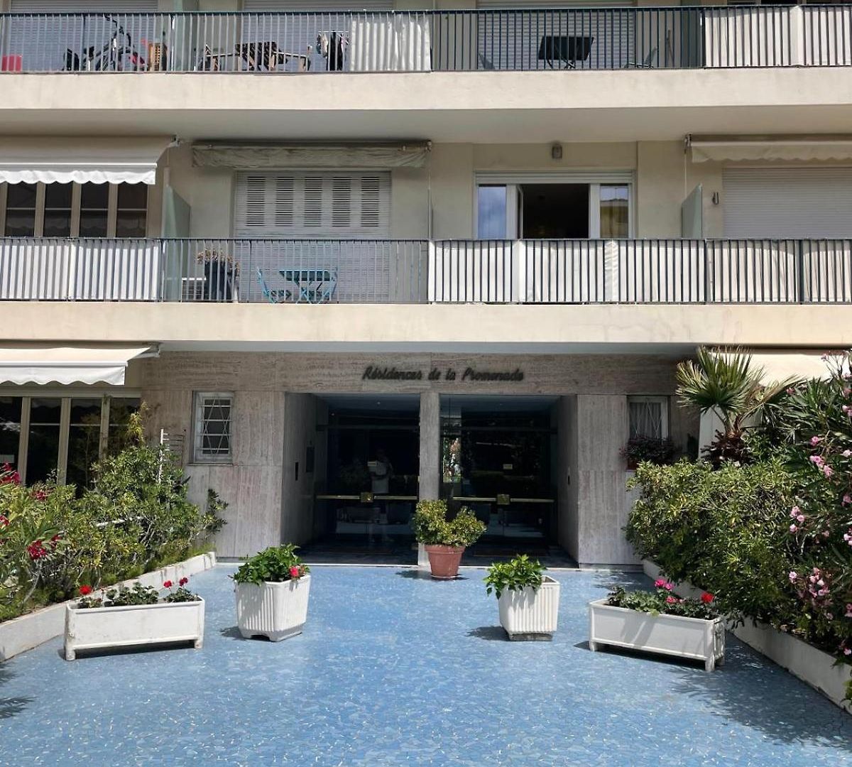 #26 Staywizus - Idealy Located Flat Ac 2mins Walk To Sea Balcony Appartement *