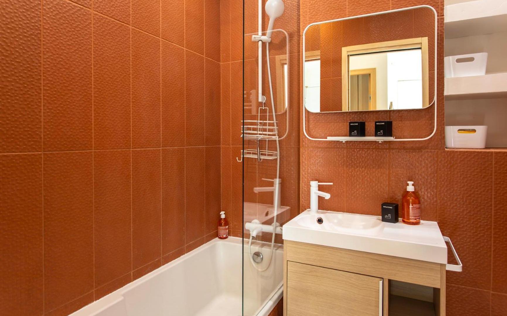 #25 Staywizus - 2bdr Port, 5min From The Old Town Balcony, Ac & Wifi Appartement *
