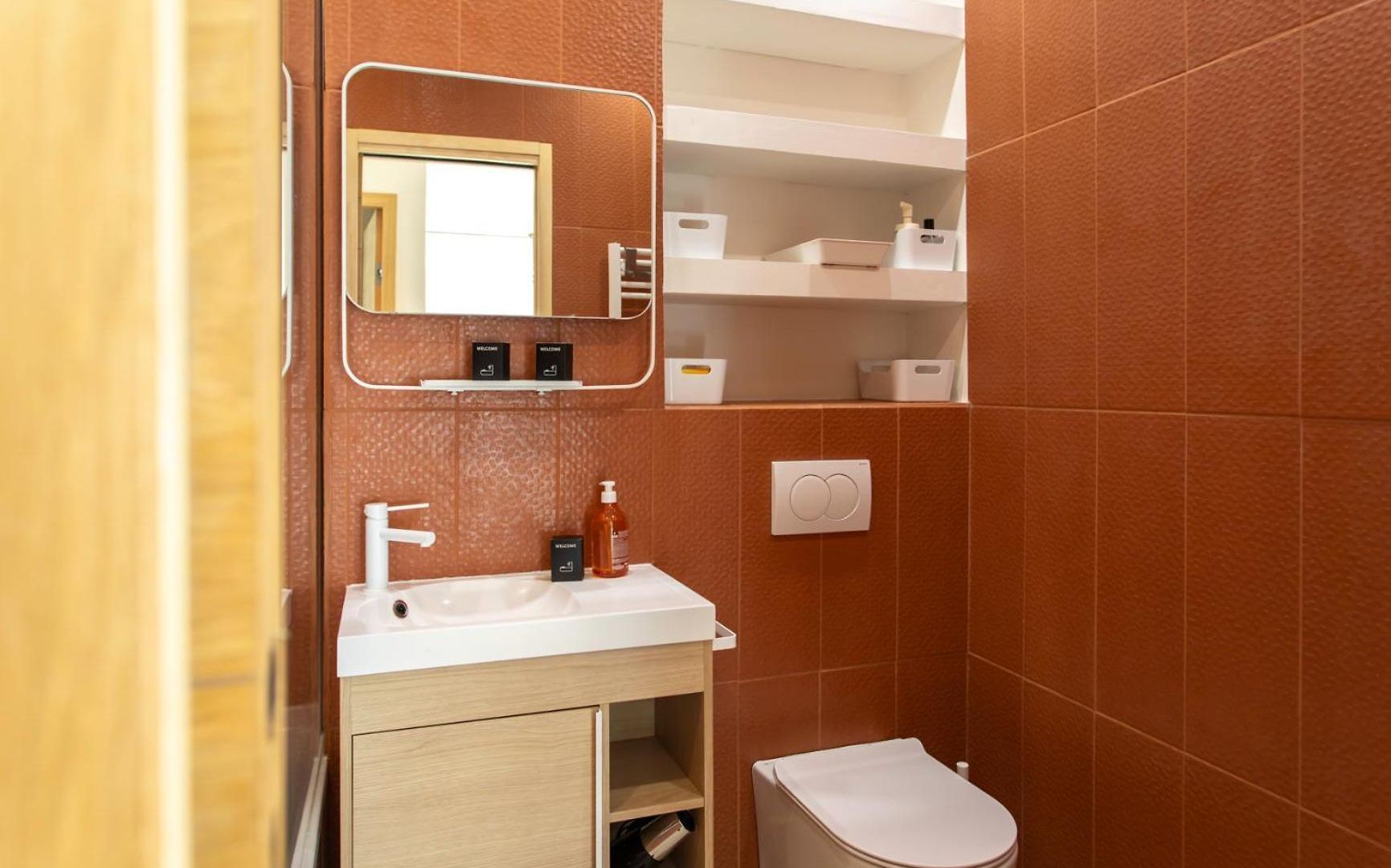 Appartement #25 Staywizus - 2bdr Port, 5min From The Old Town Balcony, Ac & Wifi *