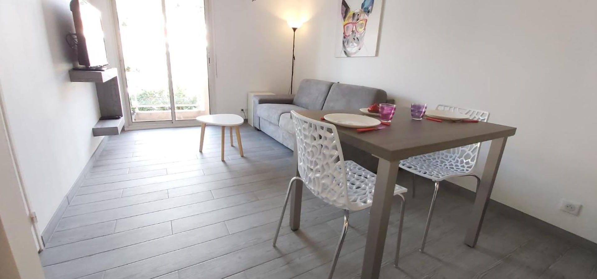 Cosy Proche Carlone, Balcon Appartement