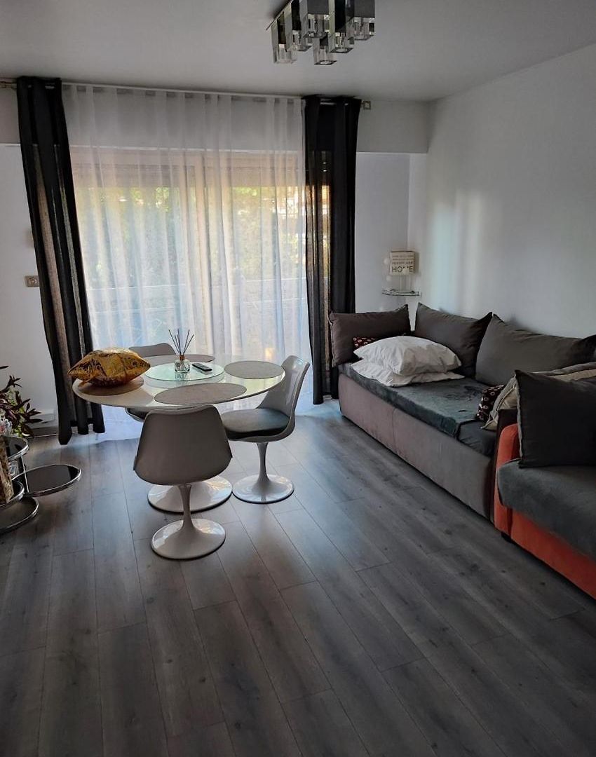 31 M² *