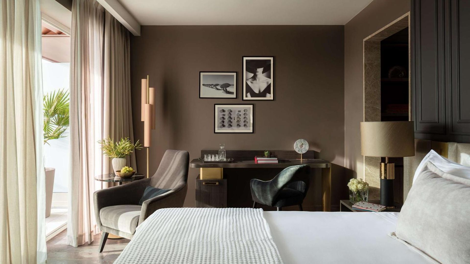 Anantara Plaza - A Leading Of The World Hotel 5*