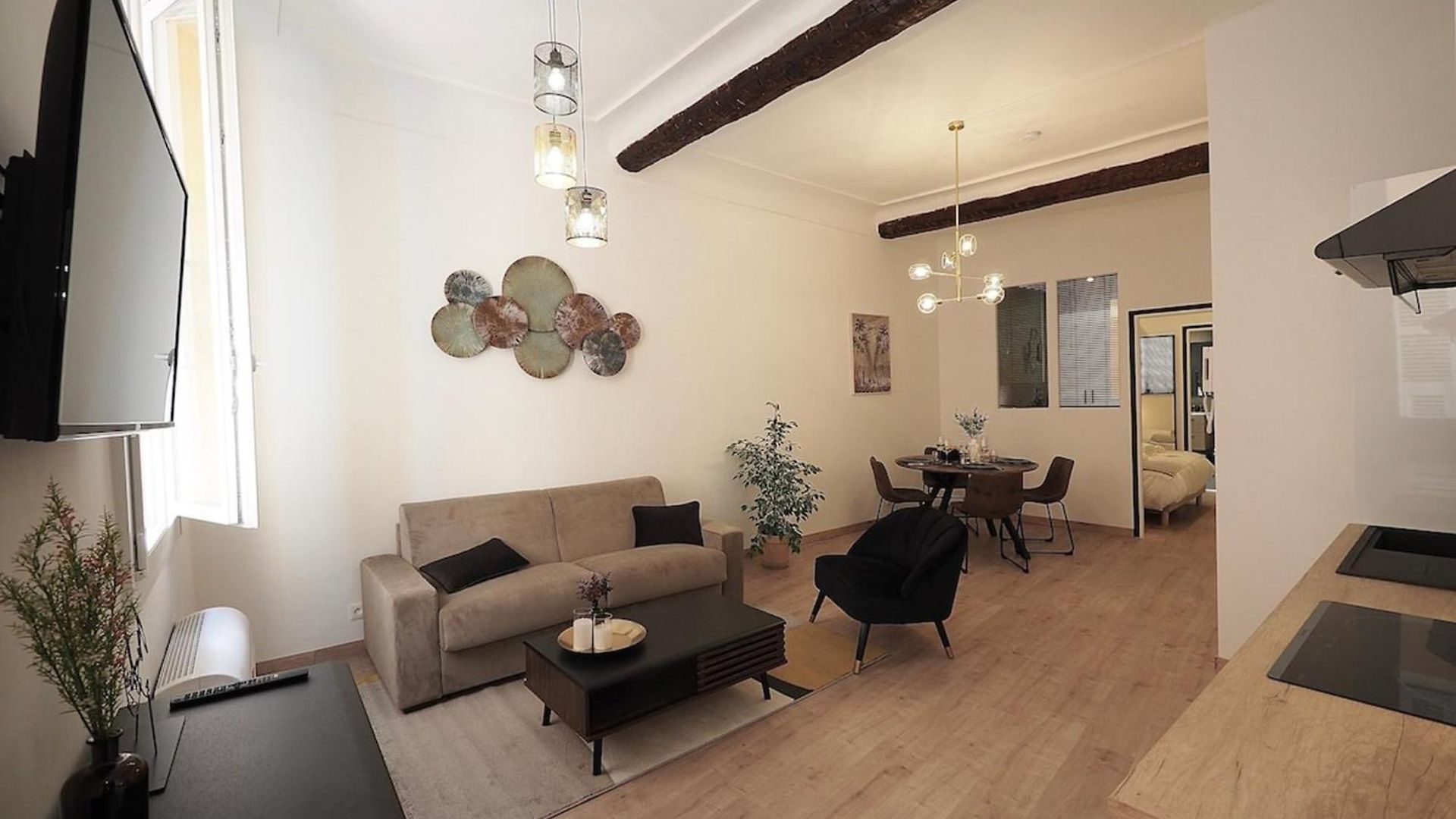 Appartement 06r - Modern - Vieux Nice