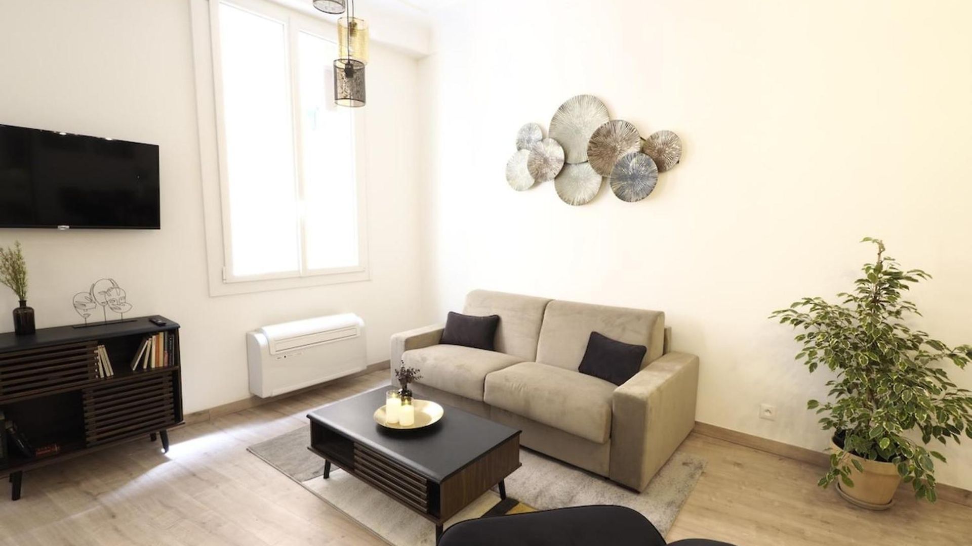 06r - Modern - Vieux Nice