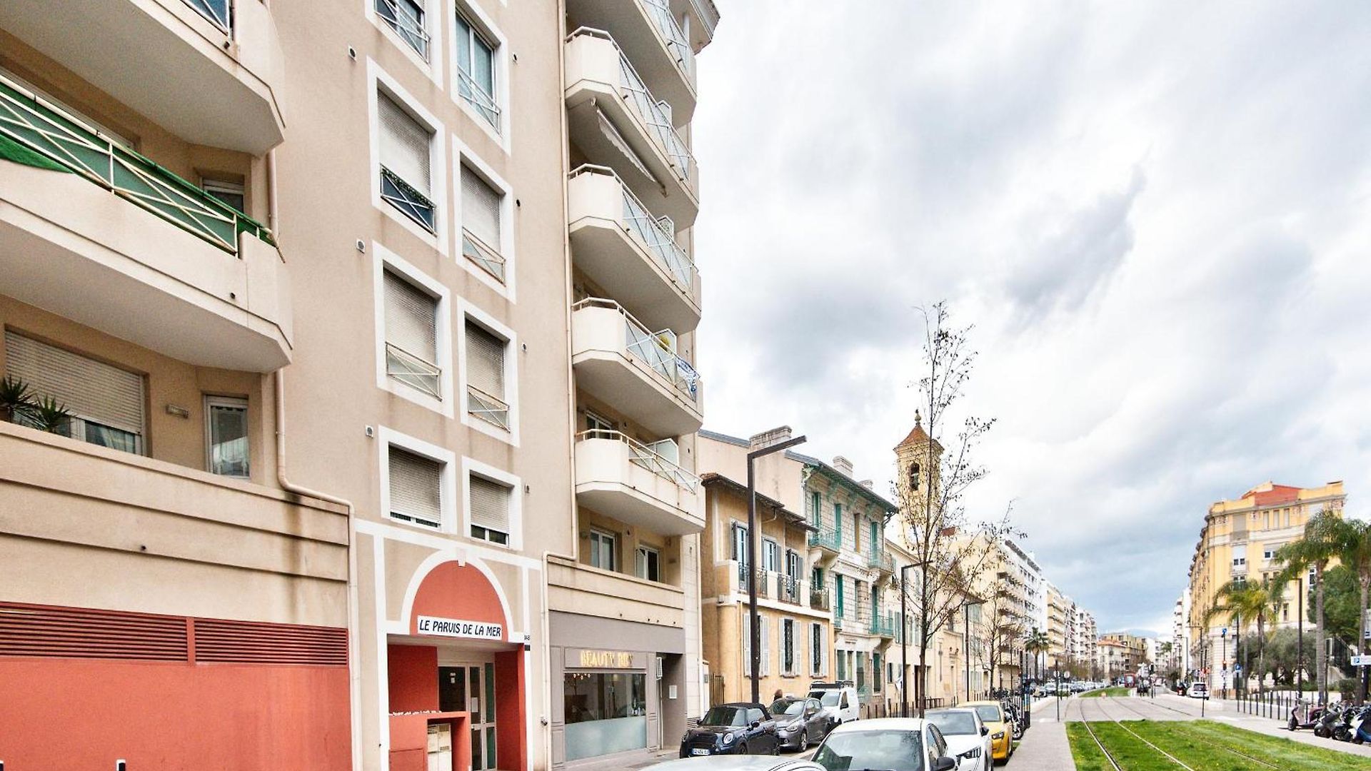 2p Balcon Vue Yourhosthelper 2 Mins De La Nice