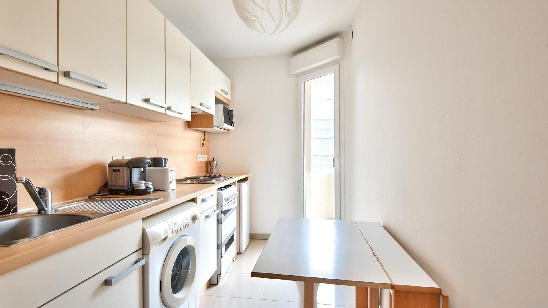 2p Balcon Vue Yourhosthelper 2 Mins De La Apartment *