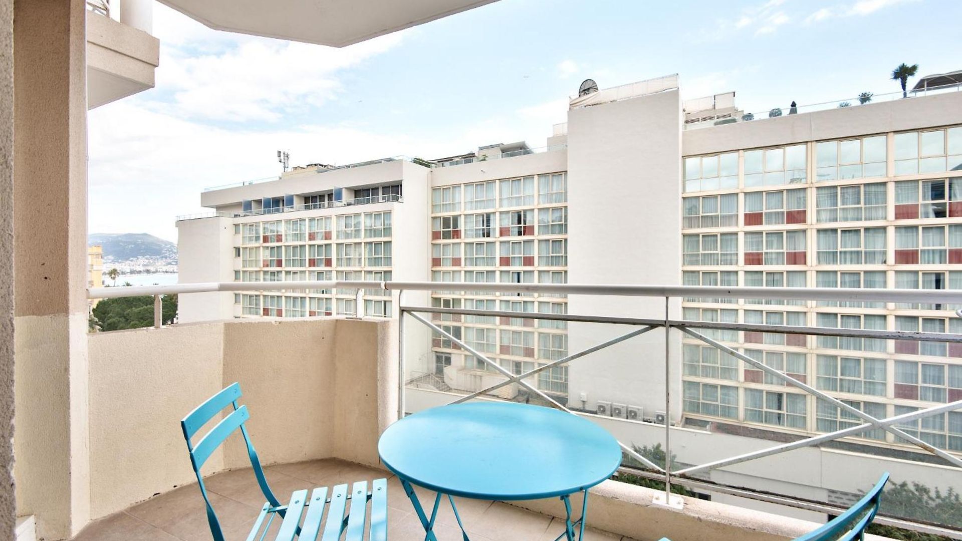 2p Balcon Vue Yourhosthelper 2 Mins De La Apartment Nice