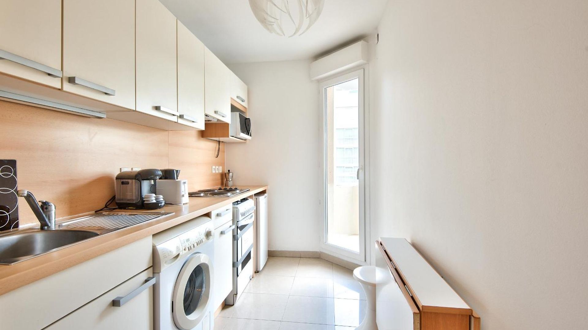 2p Balcon Vue Yourhosthelper 2 Mins De La Apartment *