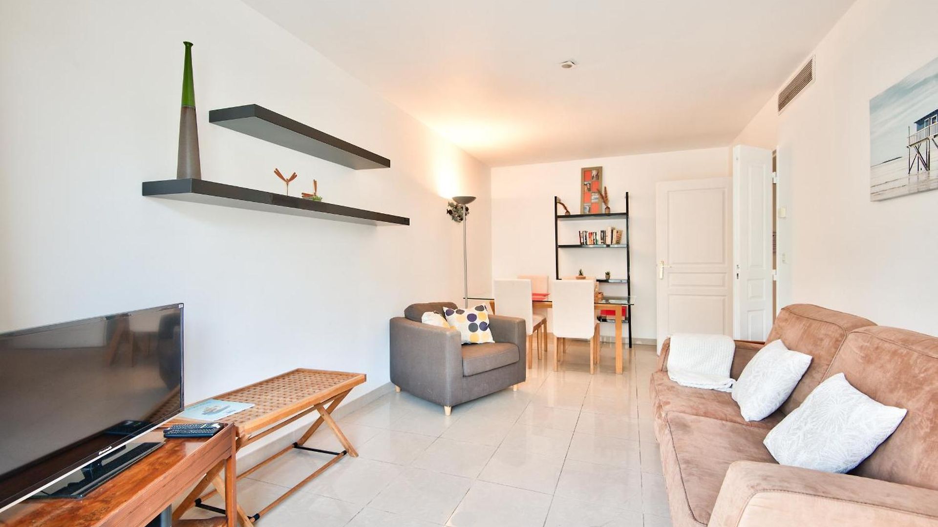 Apartment 2p Balcon Vue Yourhosthelper 2 Mins De La