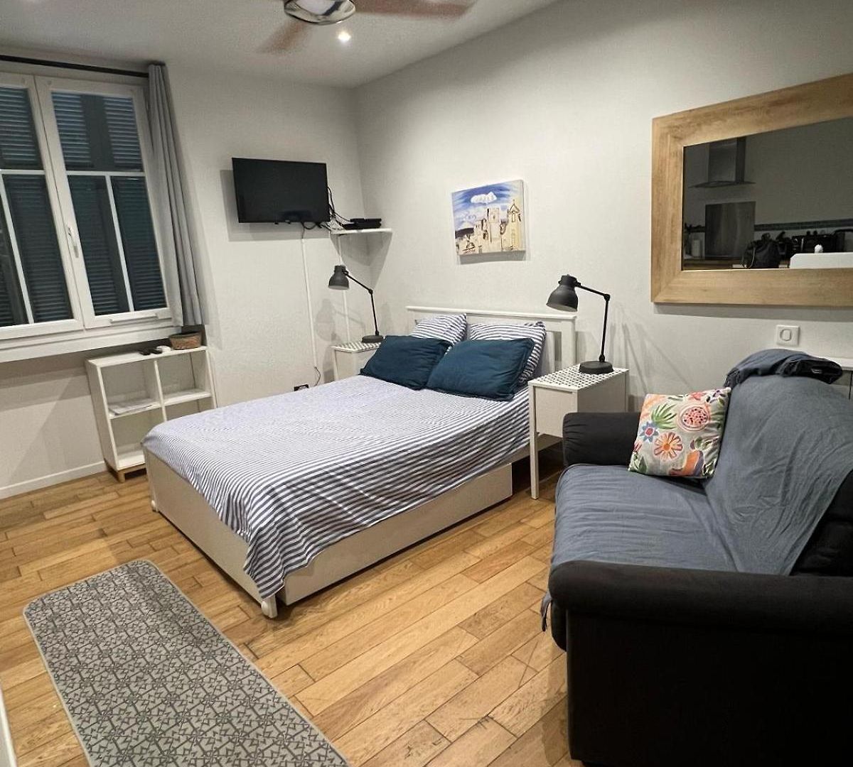 Coquette Yourhostelper 3* Nice