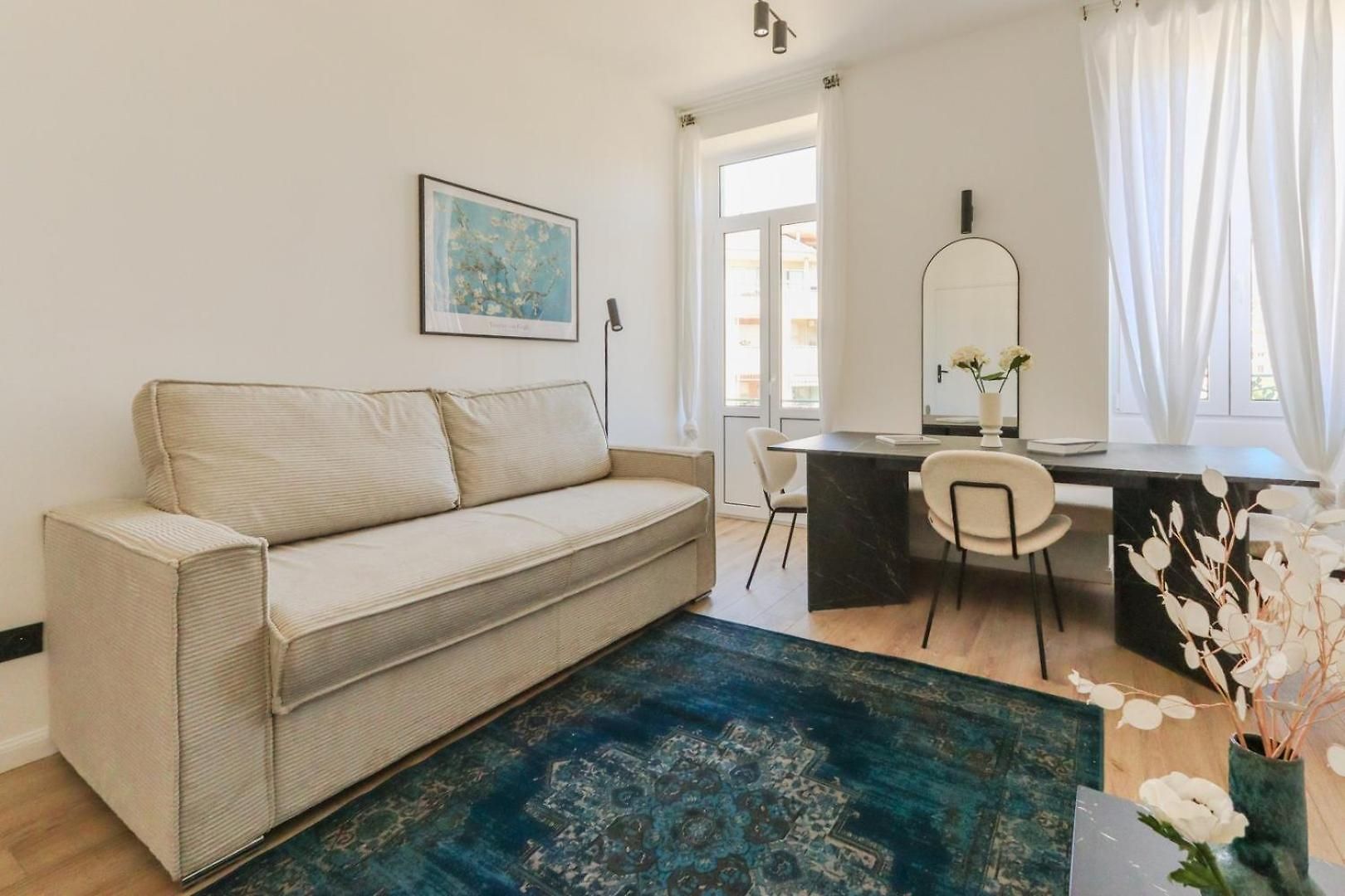 Appartement Fancy 3br Duplex Near Port & Old Town | By Airnest