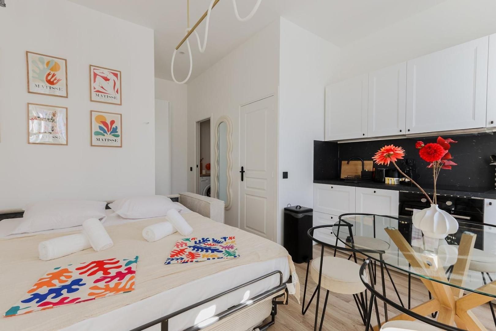 Modern 3br Duplex Near Port & Old Town | By Airnest Appartement Nice