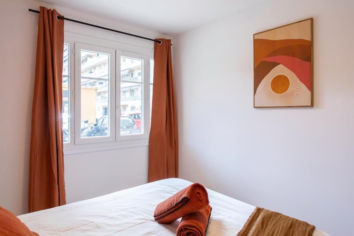 #41 Staywizus - Flat For 6, 3 Bdr Parking Wifi 5mins Walk Tram T1 Nice
