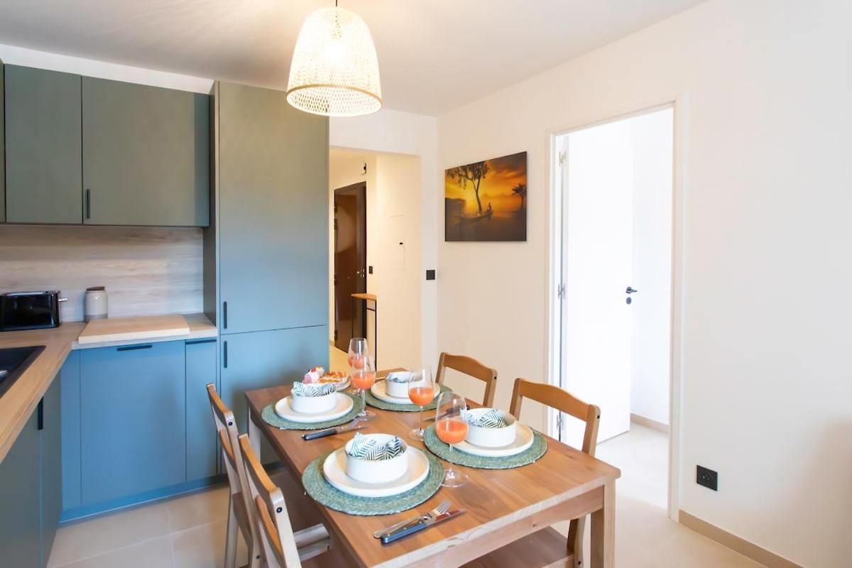 #41 Staywizus - Flat For 6, 3 Bdr Parking Wifi 5mins Walk Tram T1 Appartement *